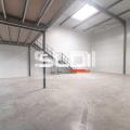 Vente d'entrepôt de 2 221 m² à Villefontaine - 38090 photo - 2