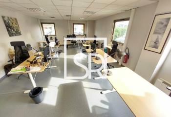 Location bureau Aubière (63170) - 136 m²