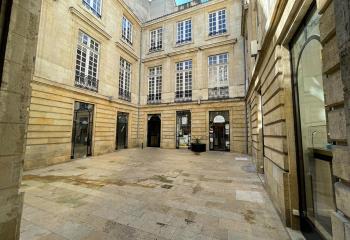 Location bureau Bordeaux (33000) - 61 m² à Bordeaux - 33000