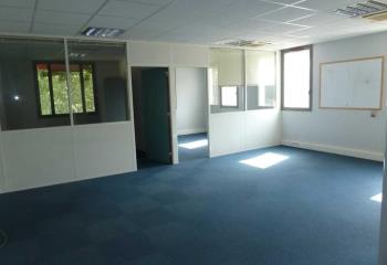 Location bureau Grenoble (38100) - 67 m²