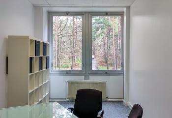 Location bureau Les Ulis (91940) - 26 m²