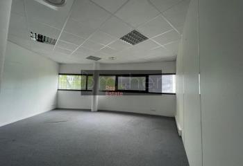 Location bureau Mérignac (33700) - 896 m² à Mérignac - 33700