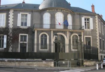Location bureau Nevers (58000) - 4350 m²