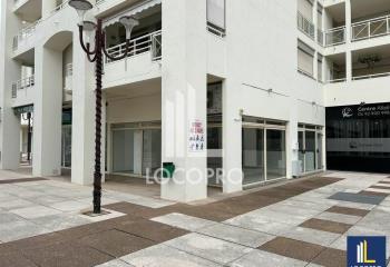 Location local commercial Antibes (06160) - 128 m²