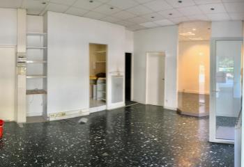 Location local commercial Grenoble (38000) - 62 m² à Grenoble - 38000