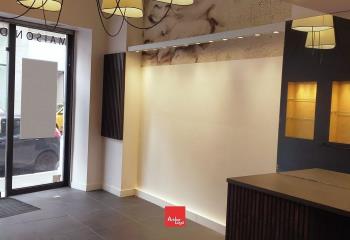 Location local commercial Grenoble (38000) - 45 m²