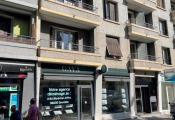 Location local commercial Grenoble (38000) - 78 m²
