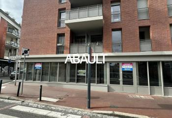Location local commercial Toulouse (31500) - 165 m²