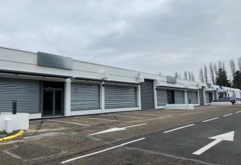 Location activité/entrepôt Artigues-près-Bordeaux (33370) - 1800 m² à Artigues-près-Bordeaux - 33370