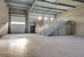 Location activité/entrepôt Croissy-Beaubourg (77183) - 398 m² à Croissy-Beaubourg - 77183