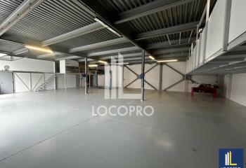 Location activité/entrepôt Fréjus (83600) - 400 m²