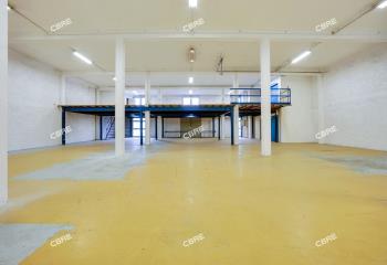 Location activité/entrepôt Ivry-sur-Seine (94200) - 1397 m² à Ivry-sur-Seine - 94200