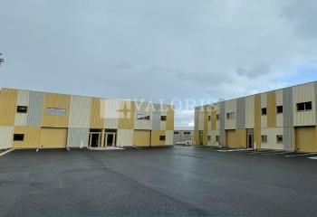 Location activité/entrepôt Saint-Genis-Laval (69230) - 1523 m² à Saint-Genis-Laval - 69230