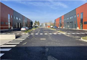 Location activité/entrepôt Saint-Ouen-l'Aumône (95310) - 3640 m² à Saint-Ouen-l'Aumône - 95310