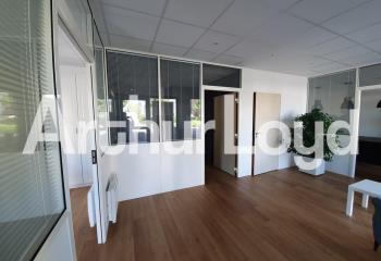 Bureau à vendre Caen (14000) - 78 m² à Caen - 14000