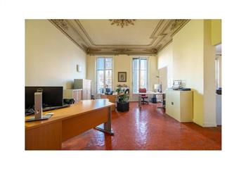 Bureau à vendre Marseille 6 (13006) - 222 m²