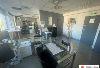 Bureau à vendre Nîmes (30000) - 50 m² à Nîmes - 30000