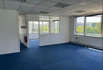 Bureau à vendre Villepinte (93420) - 197 m²