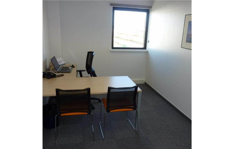 Location de bureau de 60 m² à Colmar - 68000 photo - 1