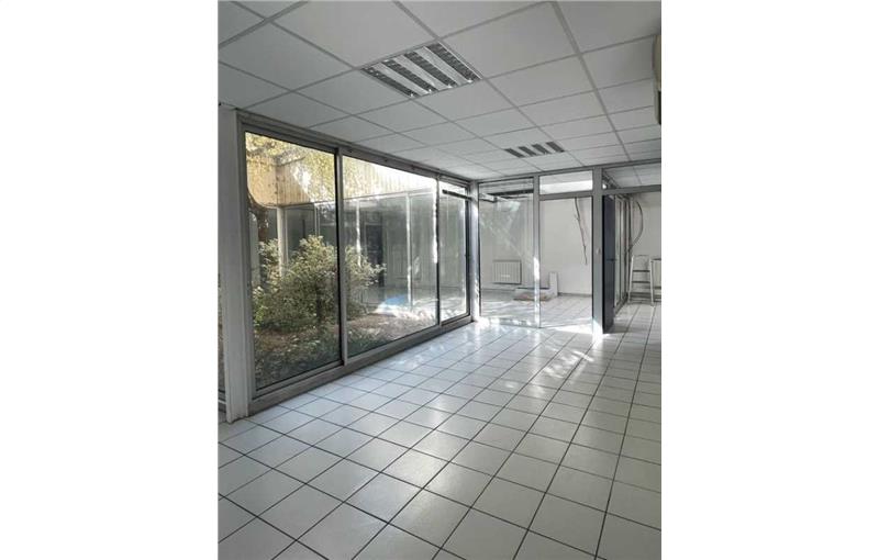Location de bureau de 200 m² à Grenoble - 38000 photo - 1
