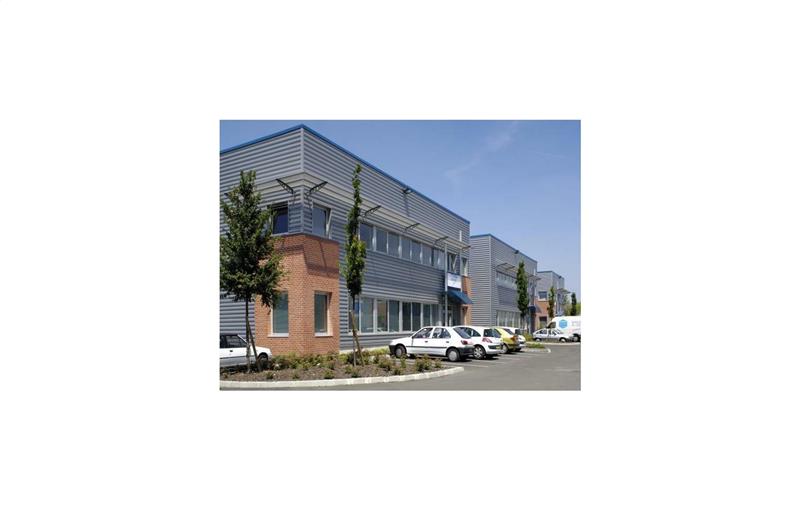 Location d'entrepôt de 5 452 m² à Le Blanc-Mesnil - 93150 photo - 1