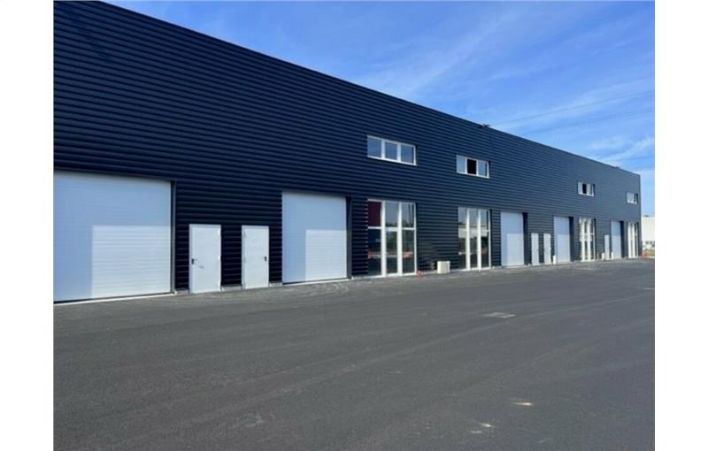 Entrepôt à vendre de 279 m² à Poitiers - 86000 photo - 1