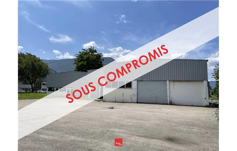Vente d'entrepôt de 660 m² à Saint-Martin-le-Vinoux - 38950 photo - 1
