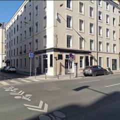 Location local commercial à Lyon 7 (69007)