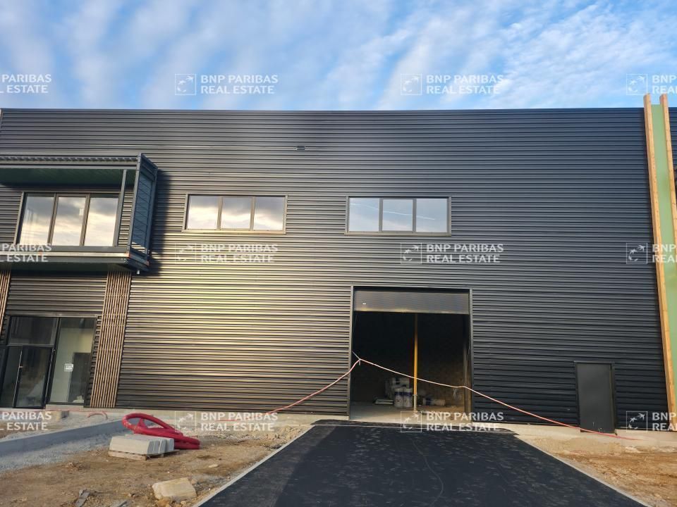 Location PME-PMI 5396.93 m² divisibles 94510 La queue-en-brie