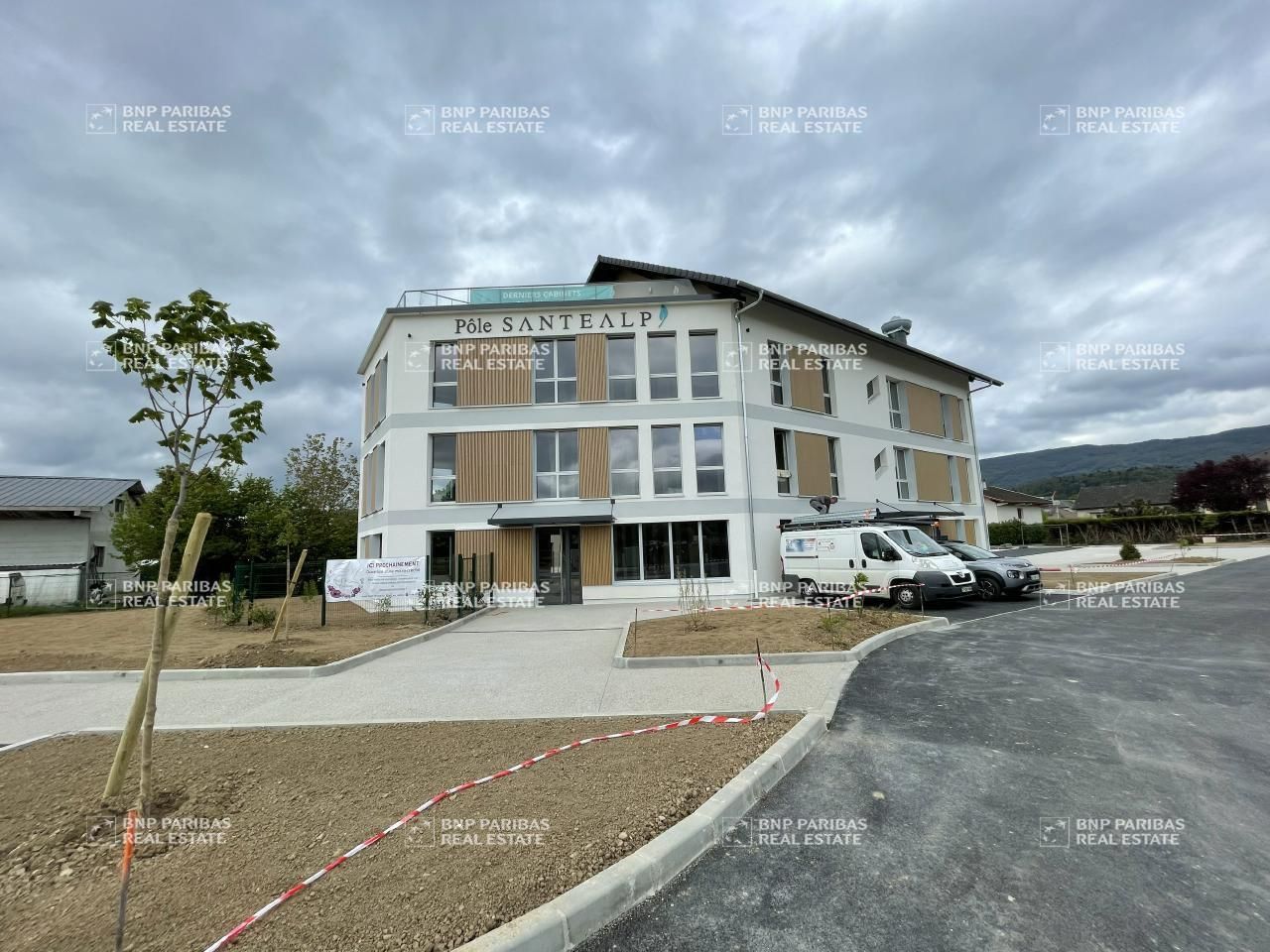 Vente Mixtes 118.2 m² divisibles 74150 Vallières-sur-fier