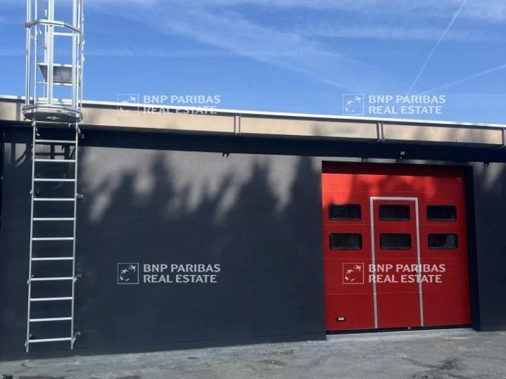 4316 m² pour ce pme-pmi en location à Coignières