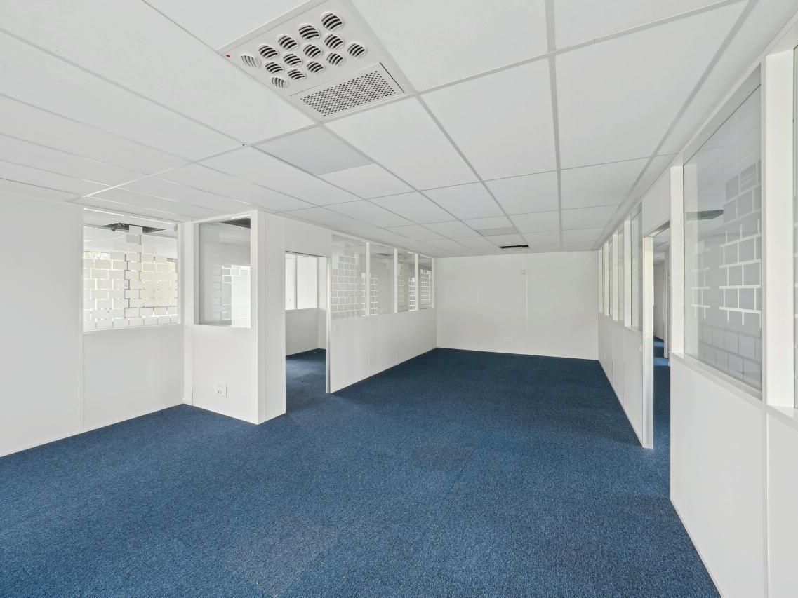 1825 m² pour ce bureaux en vente à Mérignac