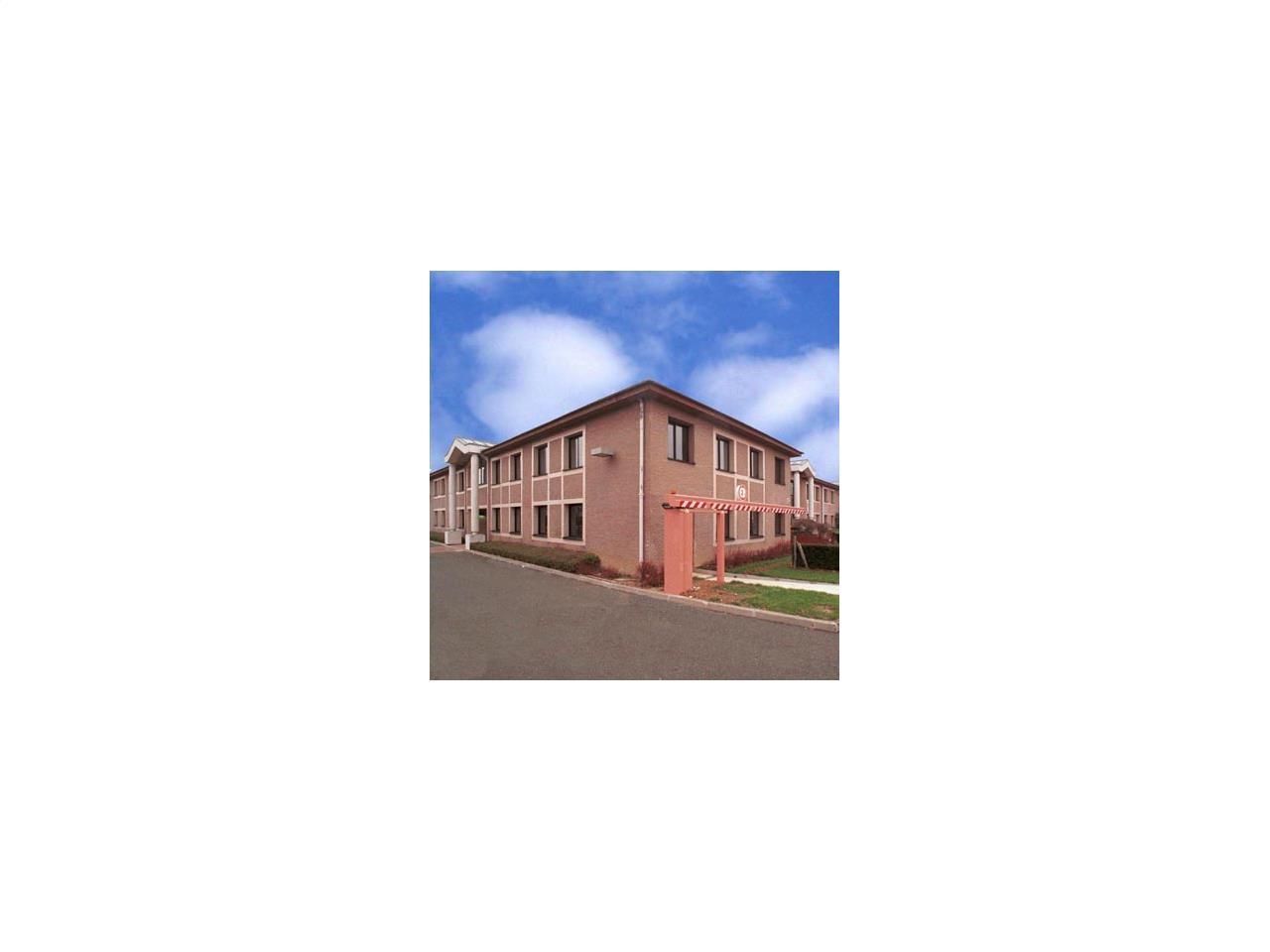 Location Bureaux 498 m² divisibles 78960 Voisins-le-bretonneux