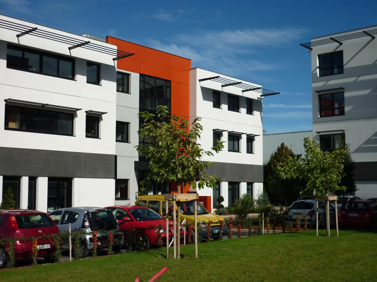 Location Bureaux 310 m² non divisibles 69800 Saint-priest