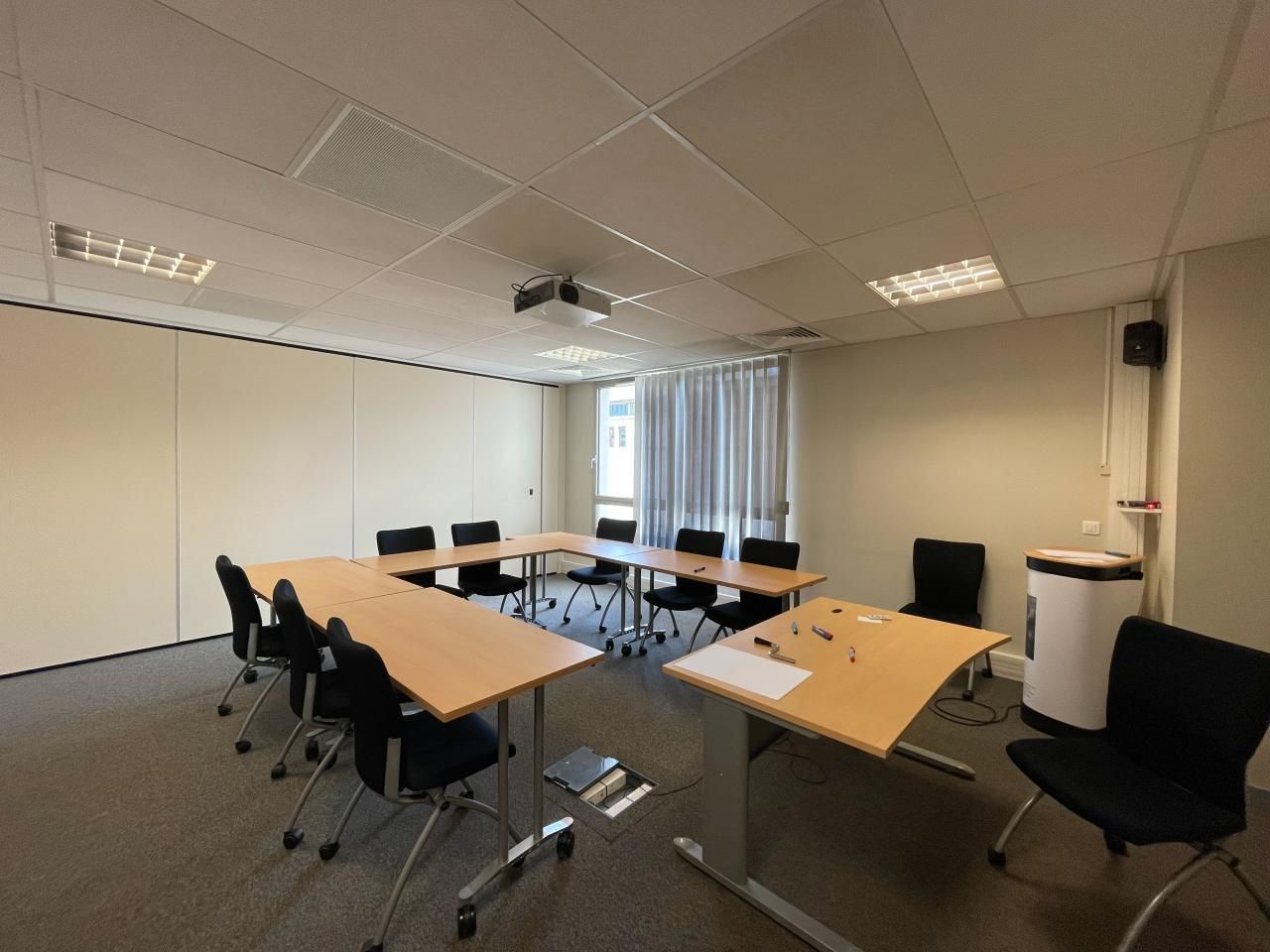 397.16 m² pour ce bureaux en location à Rouen