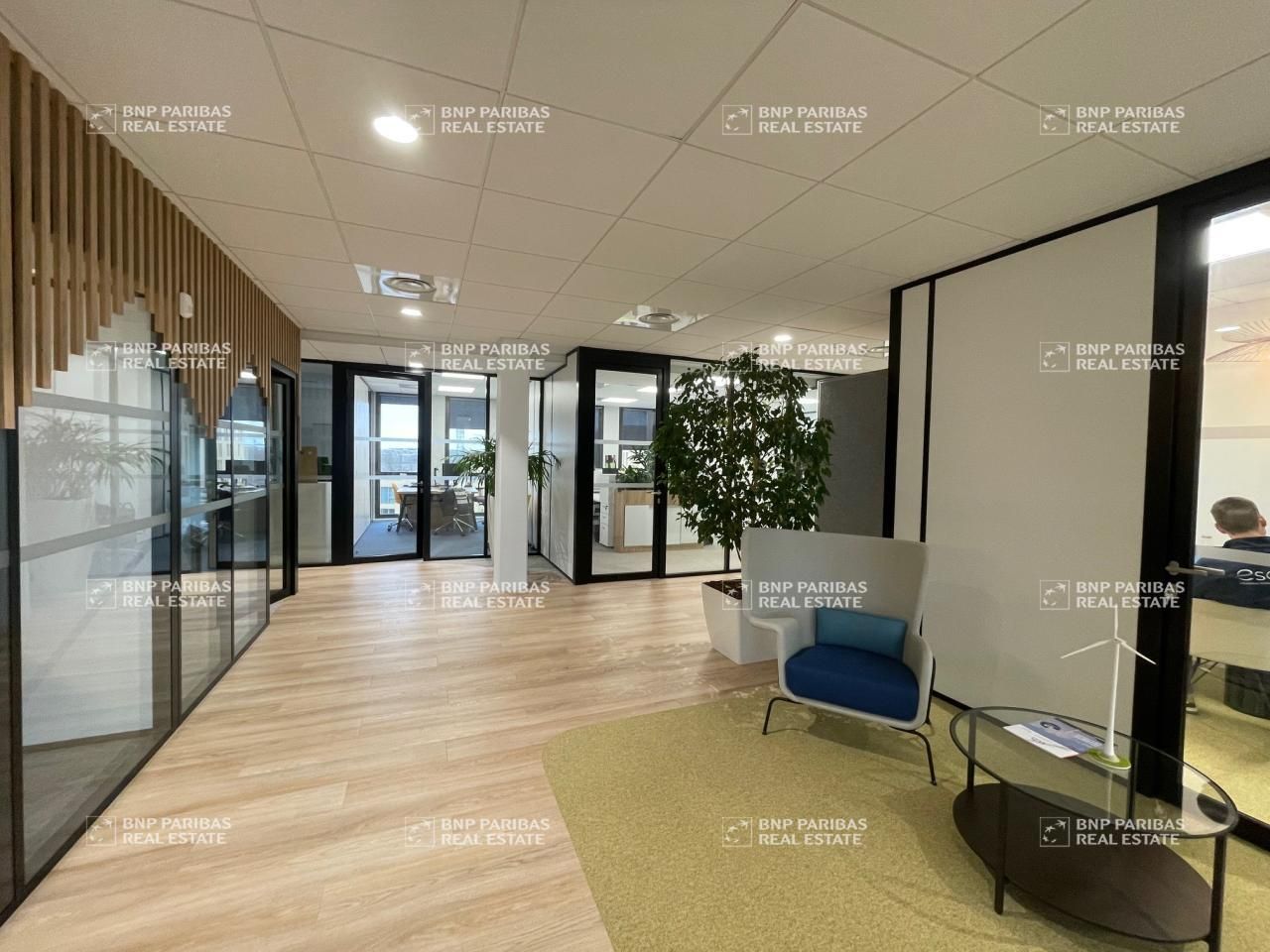 552 m² pour ce bureaux en location à Villeneuve-d'ascq