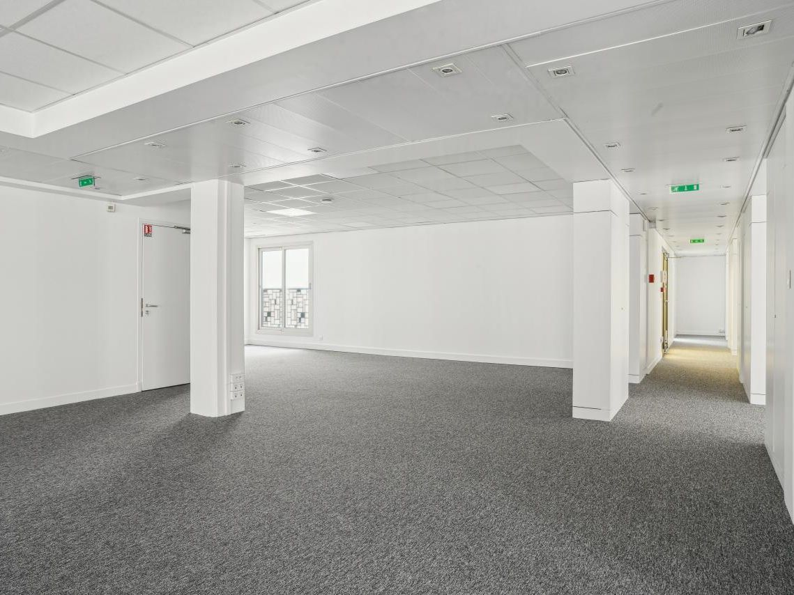 304.89 m² pour ce bureaux en location à Paris