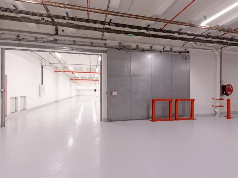 Location Entrepôts classe A 50134 m² divisibles 75013 Paris