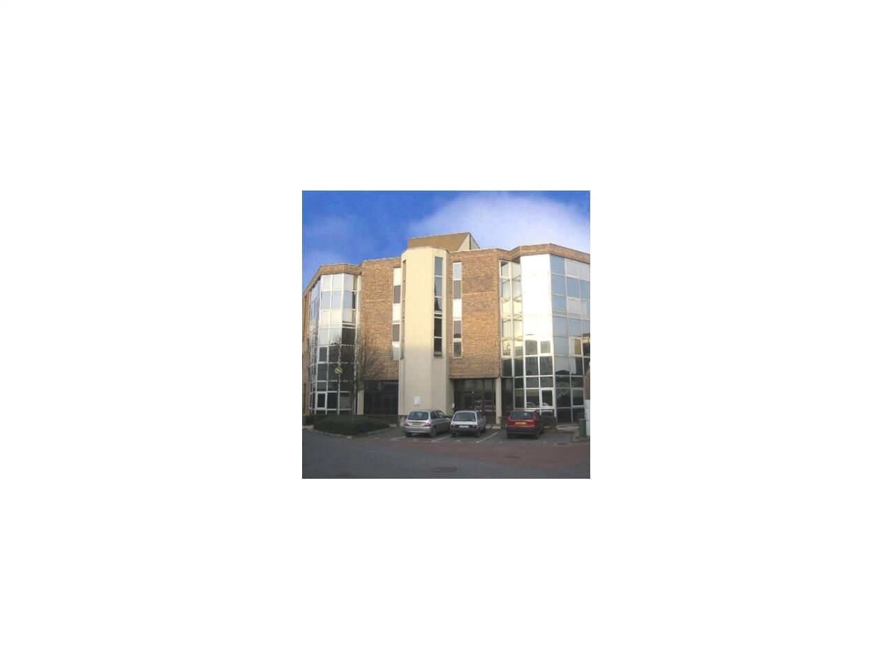 1456 m² pour ce bureaux en location à Saint denis