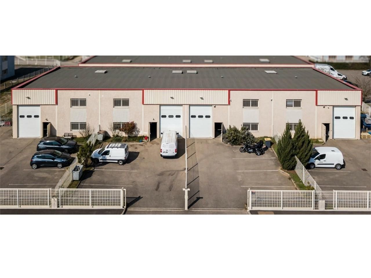 Location Activité 474 m² divisibles 69680 Chassieu