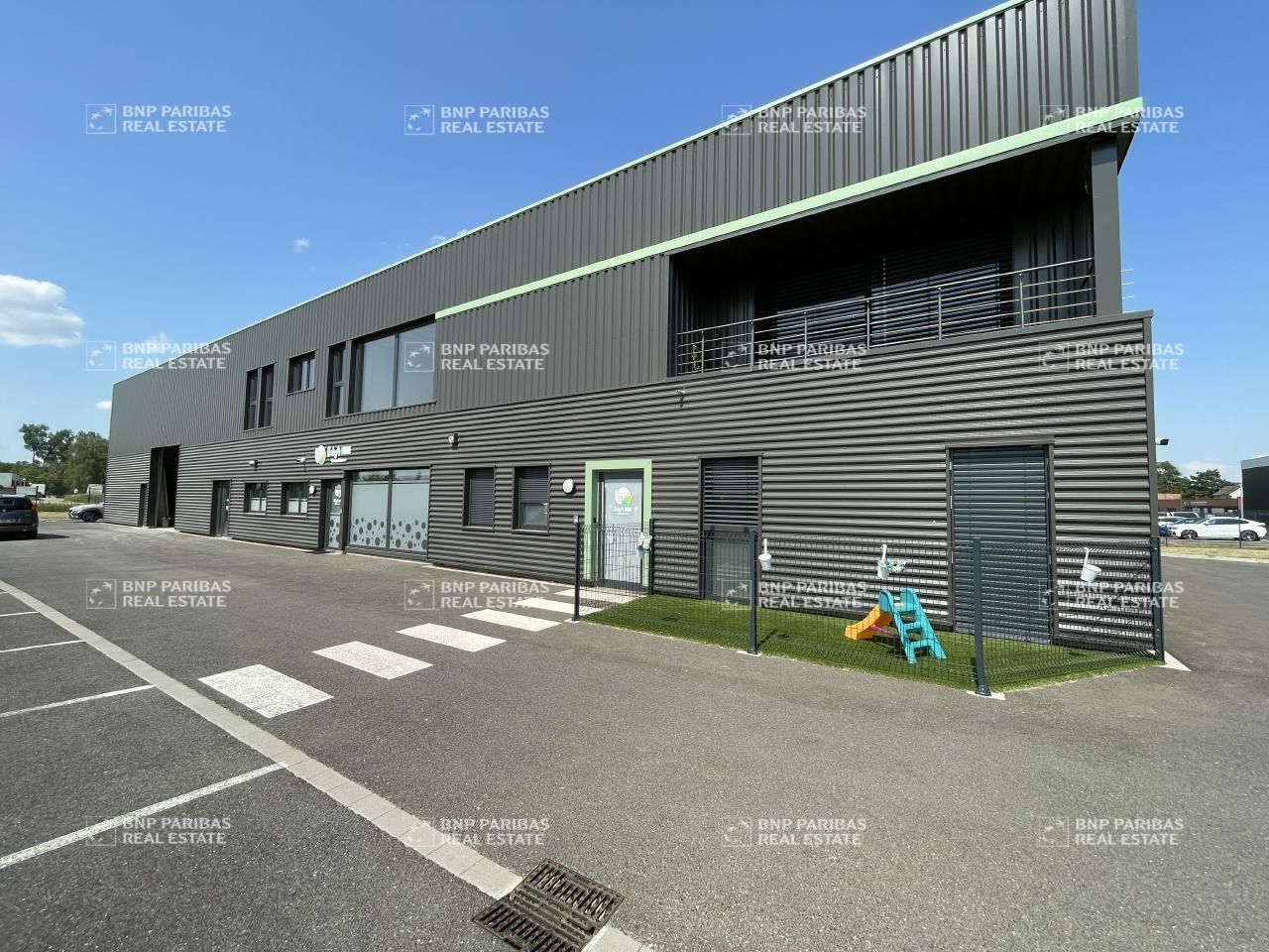 Location Bureaux 300 m² divisibles 67980 Hangenbieten