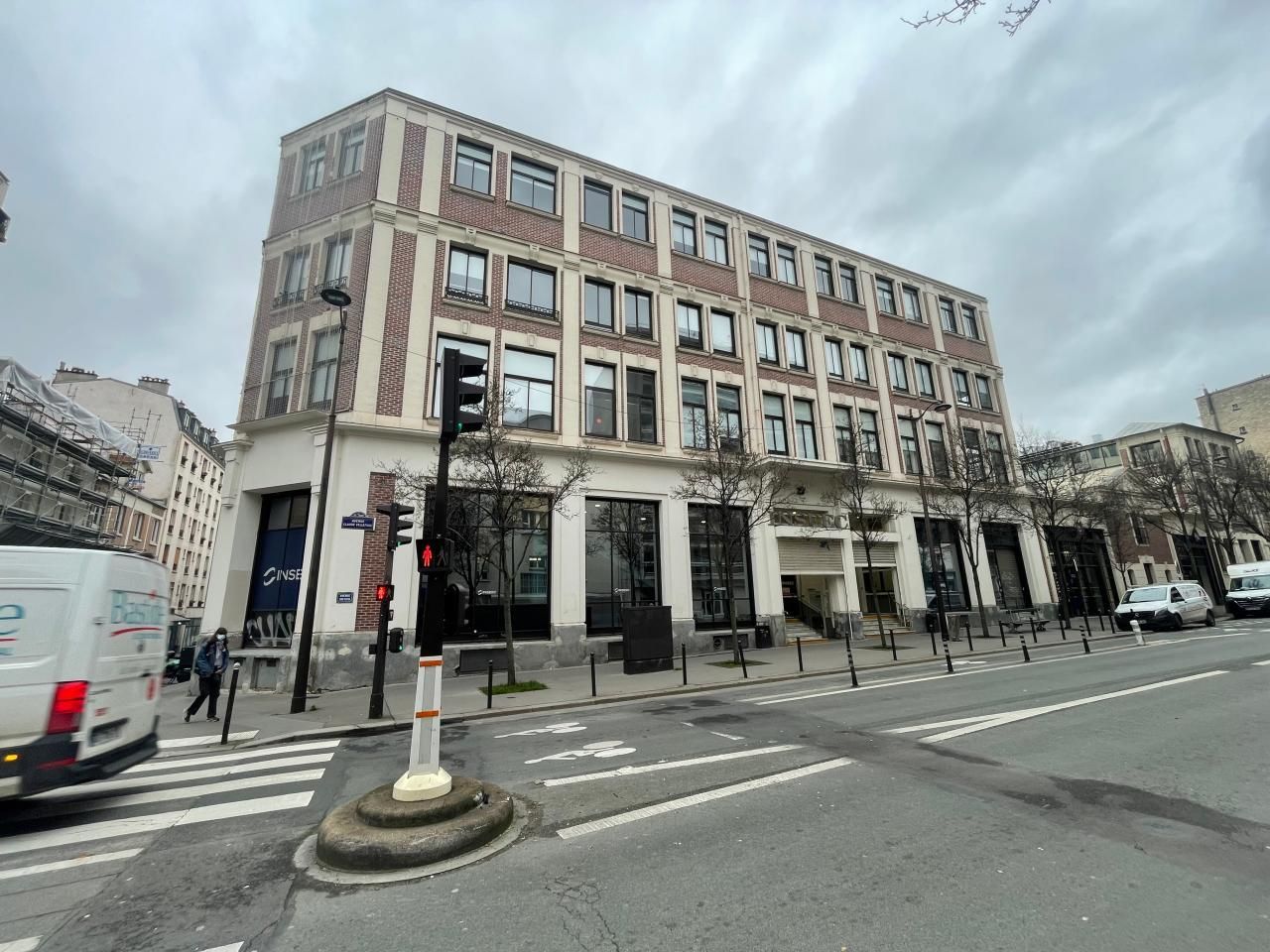 3616.95 m² pour ce bureaux en location à Paris