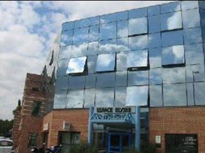 212 m² pour ce bureaux en vente à Courcouronnes