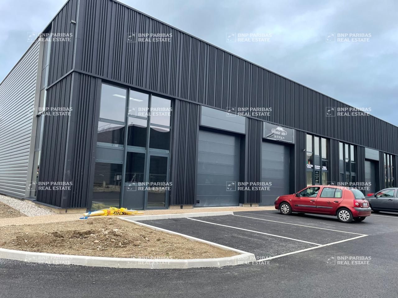 223 m² pour ce activité en location à Trévoux