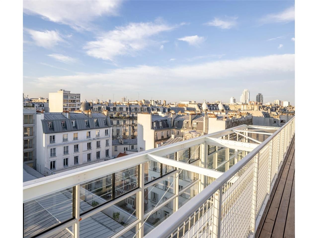 6040.3 m² pour ce bureaux en location à Paris