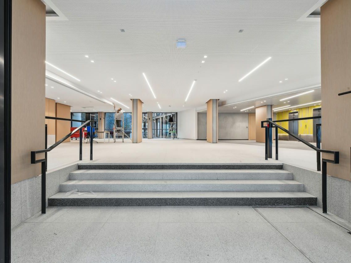 1610.15 m² pour ce bureaux en location à Paris