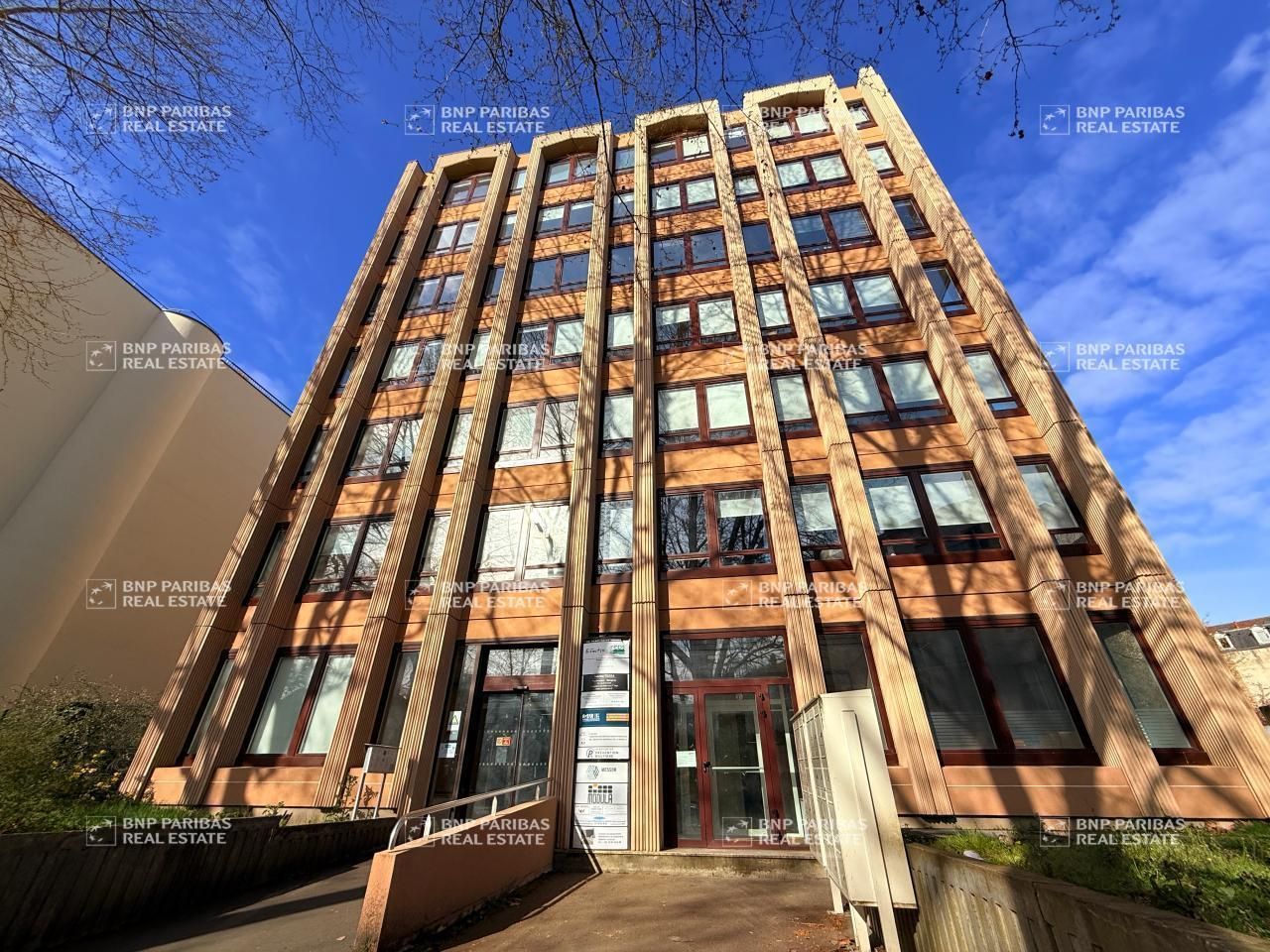 293.54 m² pour ce bureaux en location à Metz