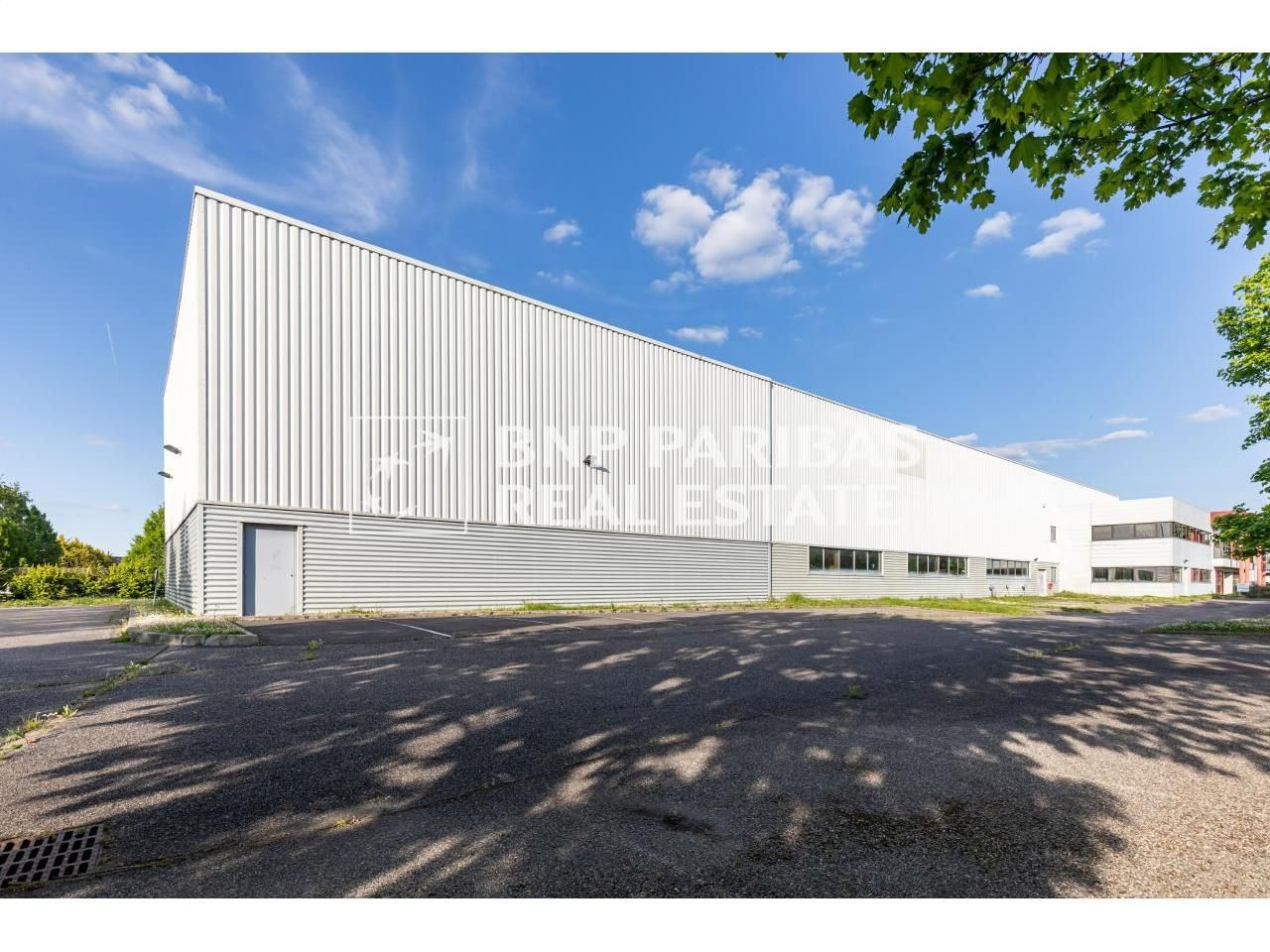 Location Activité 2816 m² non divisibles 91090 Lisses