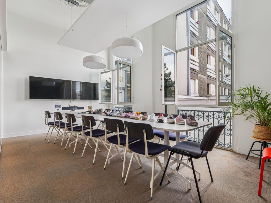 Location Bureaux 861 m² divisibles 75011 Paris