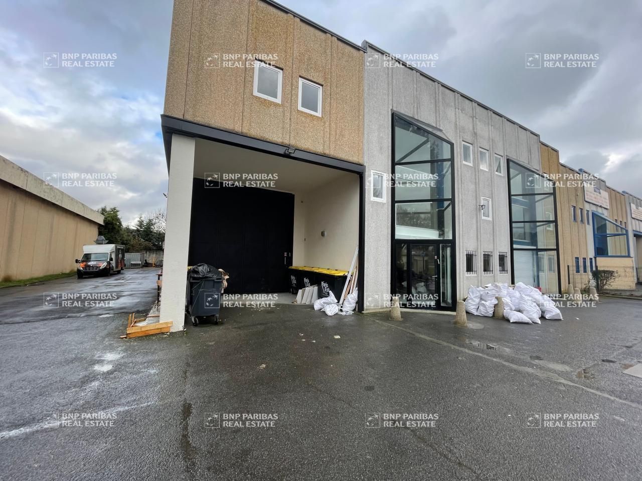 Location PME-PMI 1623 m² divisibles 94500 Champigny-sur-marne